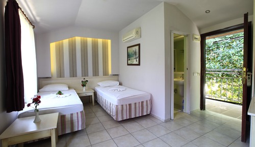 Habitación con 1 cama doble o 2 individuales