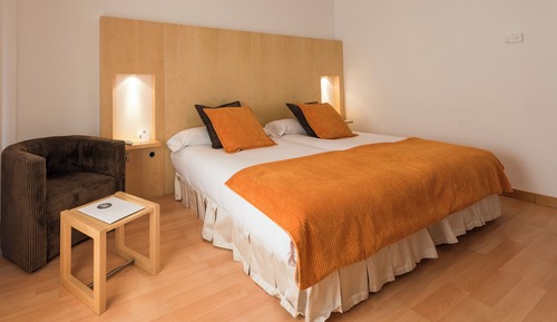Habitación con 1 cama doble o 2 individuales