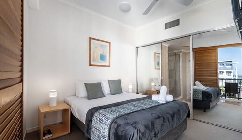1 Bedroom Balcony - Poolside Tower