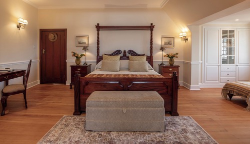Superior Suite (Manor)