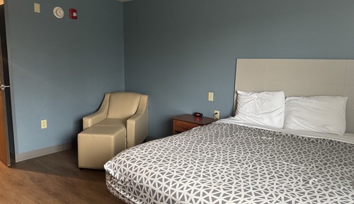 Habitación estándar, 1 cama doble, accesible para personas con discapacidad, no fumadores (Bathtub)