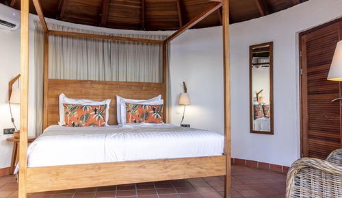Bungalow, vistas al jardín