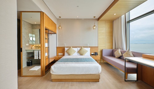Habitación familiar, varias camas, vistas a la bahía