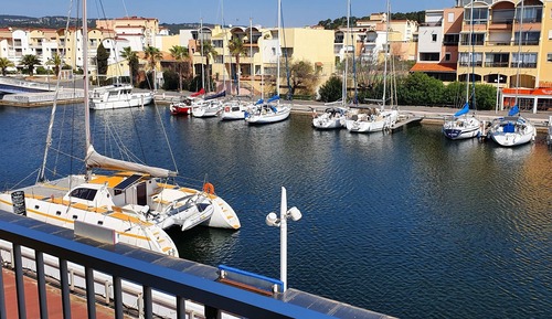 Habitación panorámica, 1 cama de matrimonio, balcón, vistas al puerto deportivo