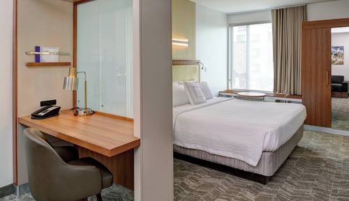 Estudio, 1 cama de matrimonio grande con sofá cama