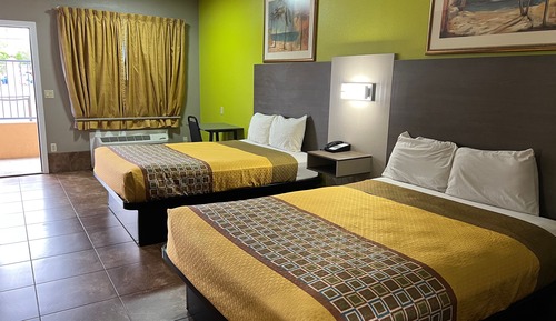Habitación Deluxe, 2 camas de matrimonio, no fumadores