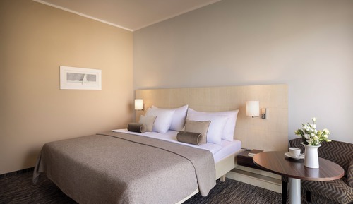 Room for 2+1
