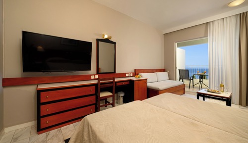 Habitación estándar doble, vistas al mar (Main Building)