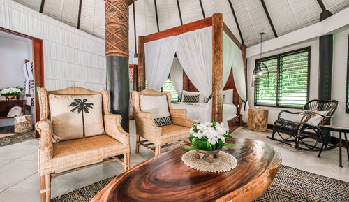 Bungalow, frente a la playa