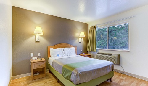 Habitación estándar, 1 cama de matrimonio, accesible para personas con discapacidad, no fumadores