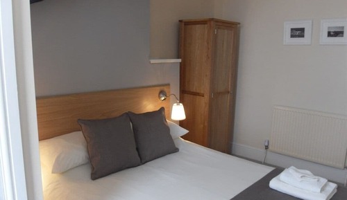 Habitación estándar doble, baño privado