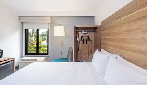 Habitación estándar, 2 camas de matrimonio, frigorífico y microondas