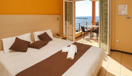 Habitación panorámica doble, balcón, vistas al mar