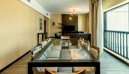 Executive Suite, 3 Bedrooms With Maid's Room