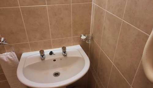 Habitación triple estándar, baño privado