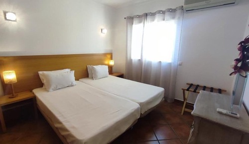 Apartamento, 2 habitaciones, planta baja