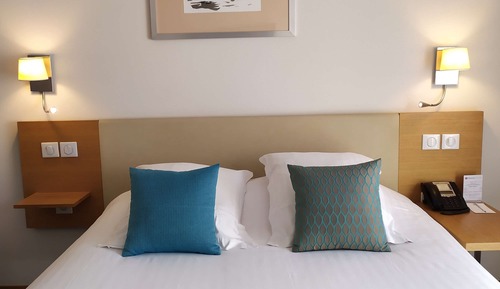 Habitación Confort, 1 cama de matrimonio, no fumadores, balcón