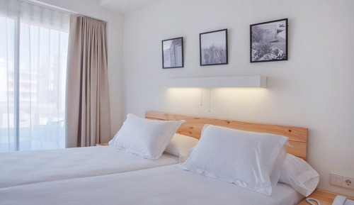 Habitación doble, balcón