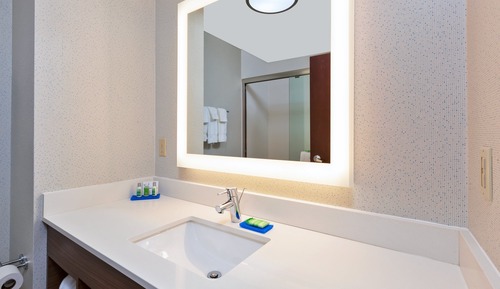 Suite, 1 habitación, accesible para personas con discapacidad (Accessible Tub)