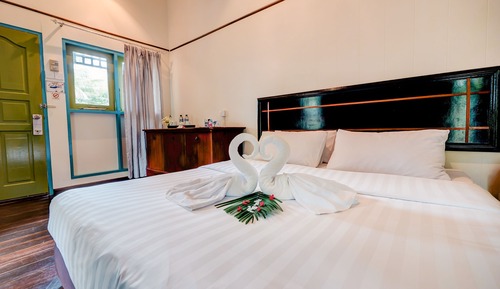 Habitación estándar, 1 cama de matrimonio, vistas al jardín (Cabanas)