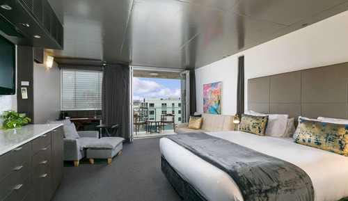 Suite Deluxe, balcón ( Corner Balcony Suite )