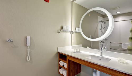 Estudio, varias camas (Mobility/Hearing Accessible, Tub)