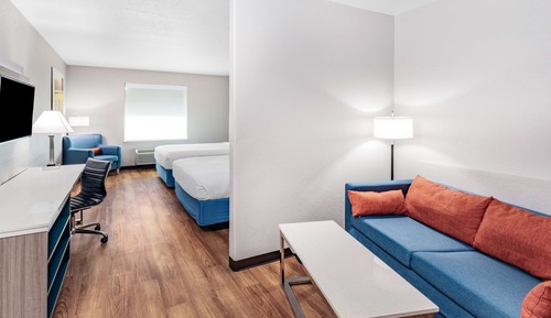 Suite, 2 habitaciones, no fumadores (1 King & 2 Queen Beds)