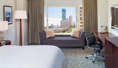 Habitación Deluxe, 1 cama de matrimonio grande (Mobility/Hearing Access, Roll-In Shwr)