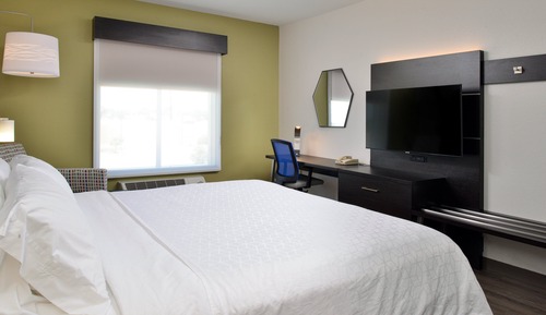 Suite, 1 cama de matrimonio grande (Communications, Mobil, Accessible Tub)