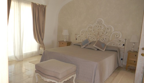 Habitación Deluxe doble, 1 cama de matrimonio, vistas a la piscina, junto a la piscina