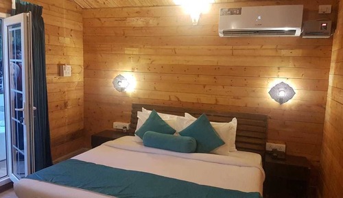 Beach Cottage Room