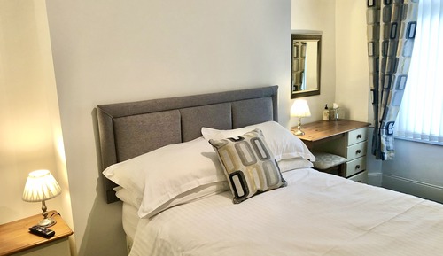 Suite (Self catering)