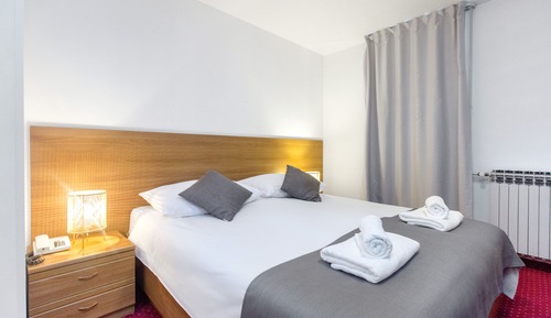 Twin Room, City View