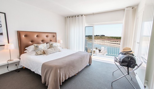 Habitación con 1 cama doble o 2 individuales, balcón, vistas al mar