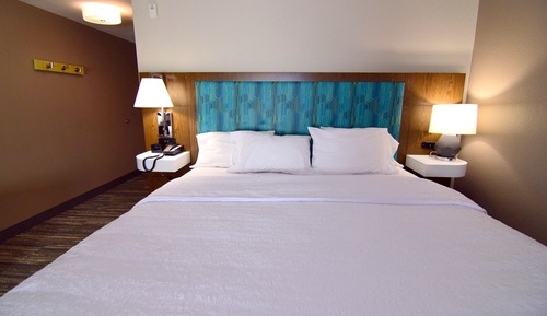 Cama matrimonial grande, sofá cama