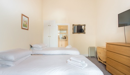 Estudio estándar, baño privado (Twin Upper Floor)