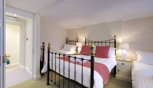 Suite, baño privado (4 People)