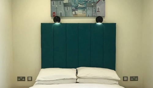 Suite, baño privado (1d1s)