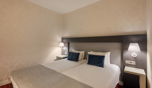 Habitación Deluxe (Comunicada)