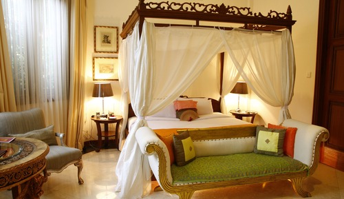 Suite (Governor)