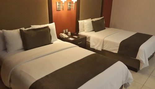 Suite ejecutiva, 2 camas dobles