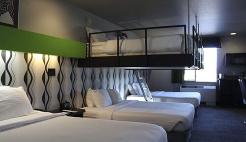 Habitación familiar, varias camas