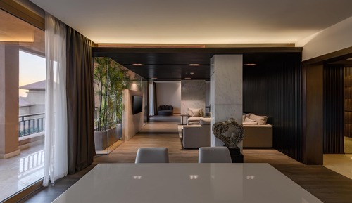 Suite panorámica, balcón, vistas a la piscina (Kitchen)