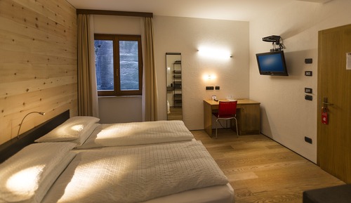 Economy XX room, No Balcony, View On a Stony Wall