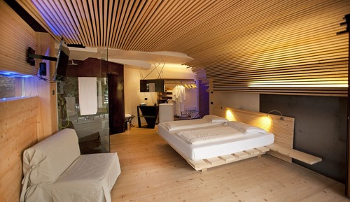 Bellevue Suite, Balcony, Lake View