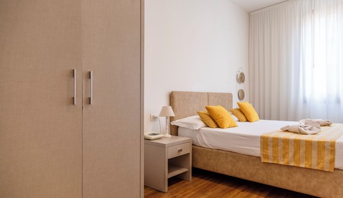 Habitación clásica con 1 cama doble o 2 individuales
