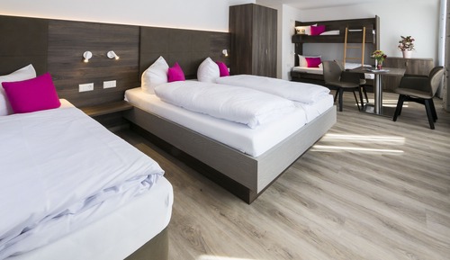 Habitación Deluxe, varias camas