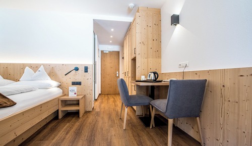 Suite junior, balcón (Rosa Alpina)
