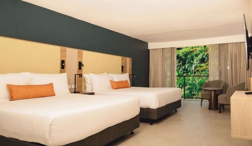 Habitación ejecutiva, 2 camas de matrimonio, vistas al jardín
