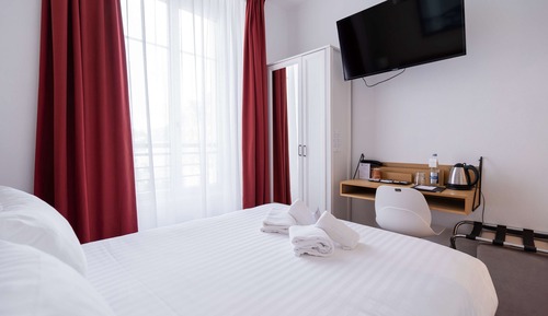 Habitación clásica, 1 cama doble, no fumadores, vistas a la ciudad